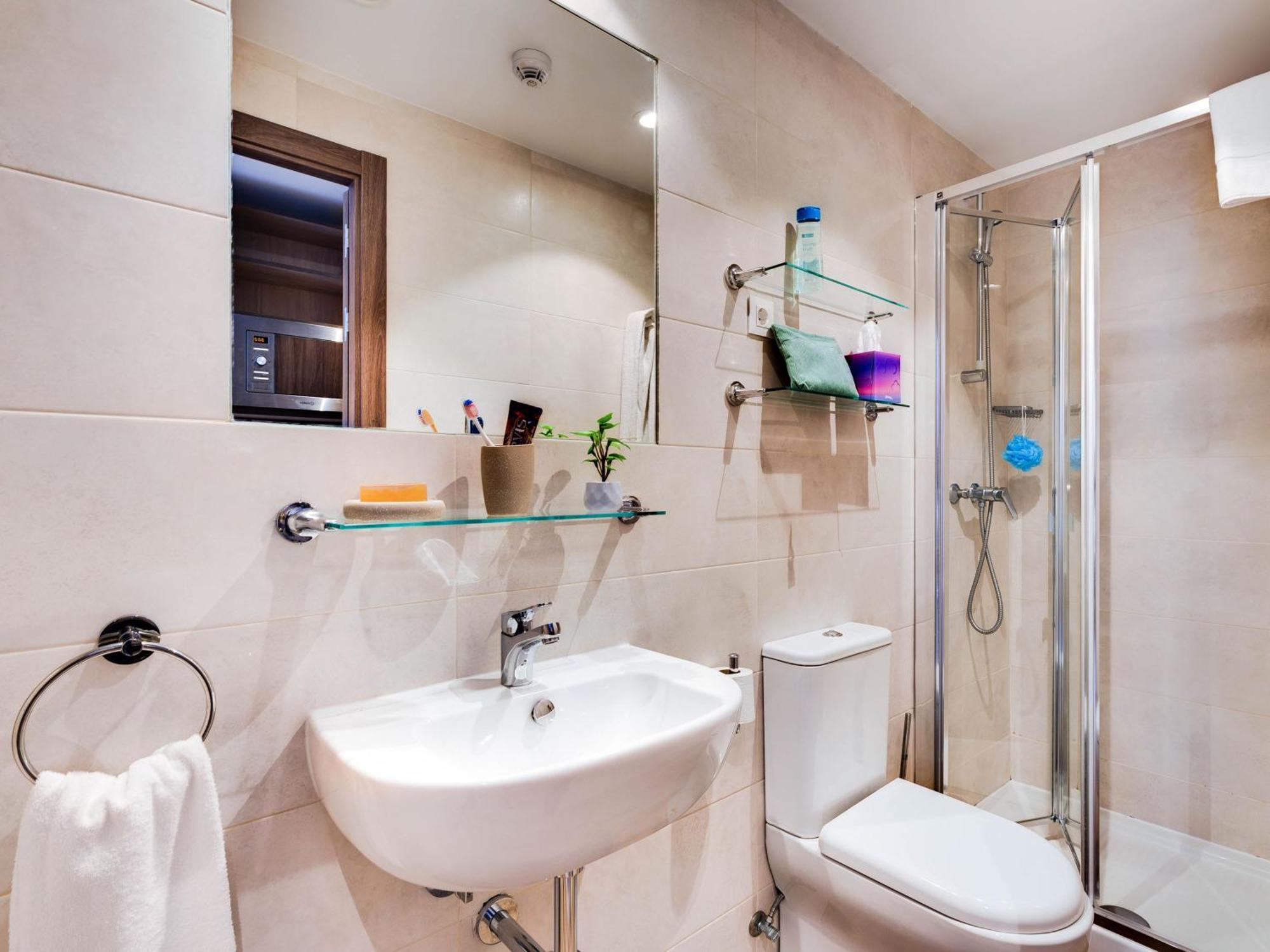Livensa Living Studios סן סבסטיאן מראה חיצוני תמונה
